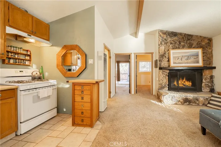 737 Pine Lane, Sugarloaf, California 92386