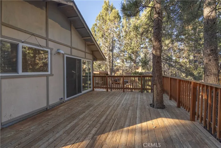 737 Pine Lane, Sugarloaf, California 92386