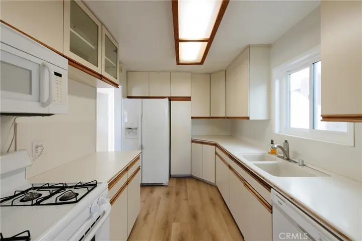 336 5th Street, Manhattan Beach, California 90266
