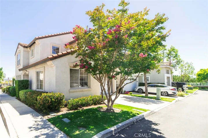 1 Hearst, Aliso Viejo, California 92656