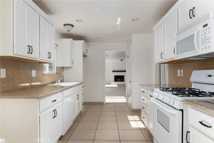 201 Wood Place, Arroyo Grande, California 93420