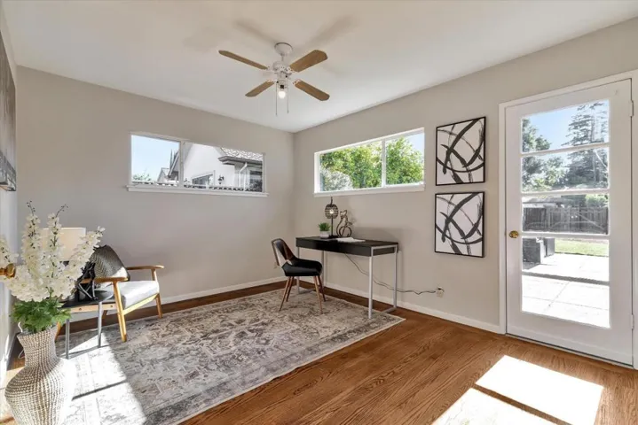 691 Casita Way, Los Altos, California 94022