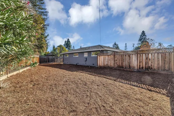 691 Casita Way, Los Altos, California 94022