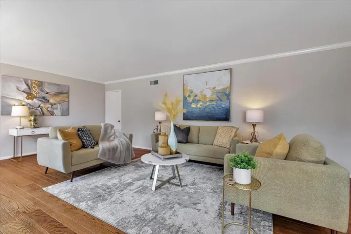 691 Casita Way, Los Altos, California 94022