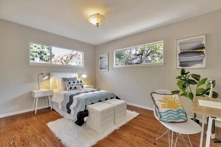 691 Casita Way, Los Altos, California 94022