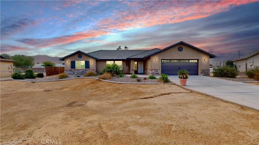 10950 Neola Road, Apple Valley, California 92308