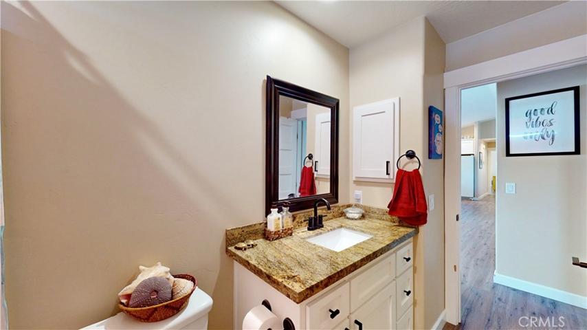 10950 Neola Road, Apple Valley, California 92308