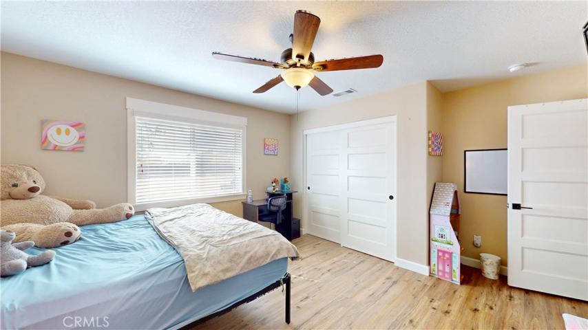 10950 Neola Road, Apple Valley, California 92308