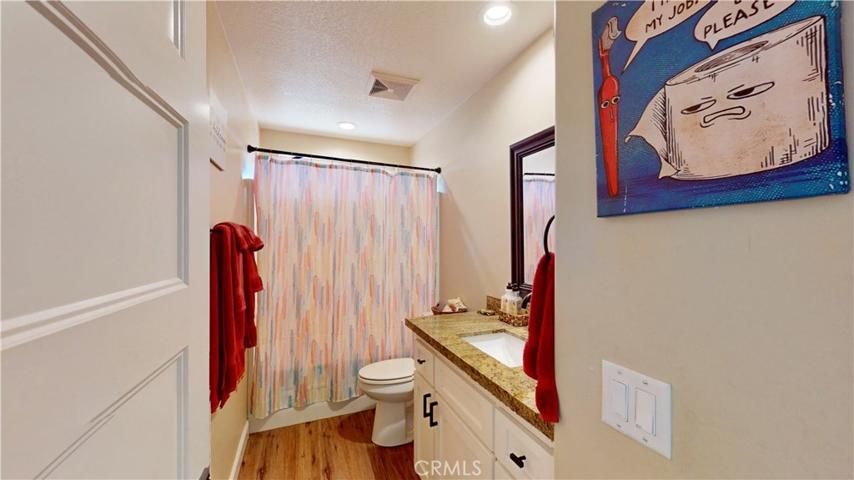 10950 Neola Road, Apple Valley, California 92308