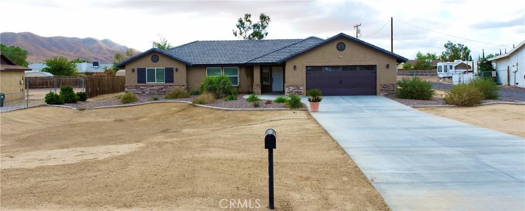 10950 Neola Road, Apple Valley, California 92308