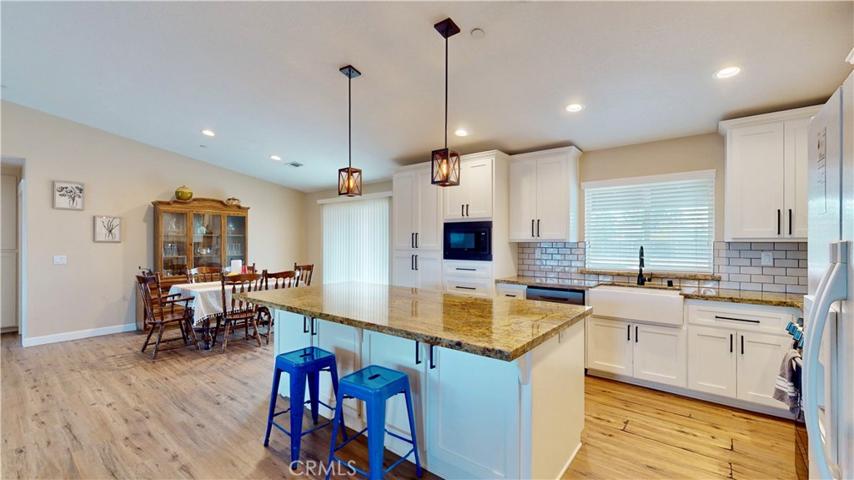 10950 Neola Road, Apple Valley, California 92308