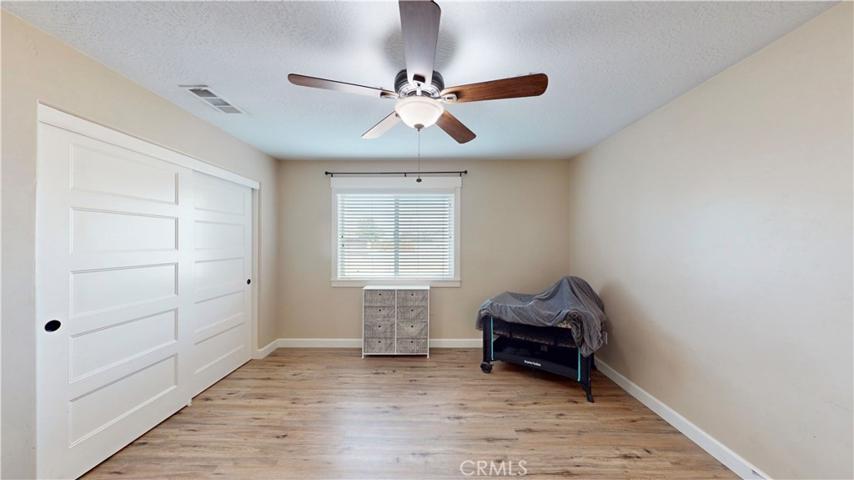 10950 Neola Road, Apple Valley, California 92308