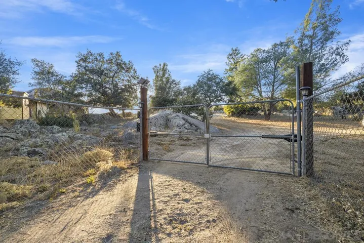 23210 Coyote Holler Rd, Potrero, California 91963
