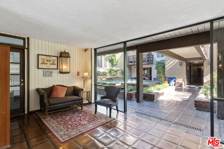 320 S Ardmore Avenue 132, Los Angeles, California 90020