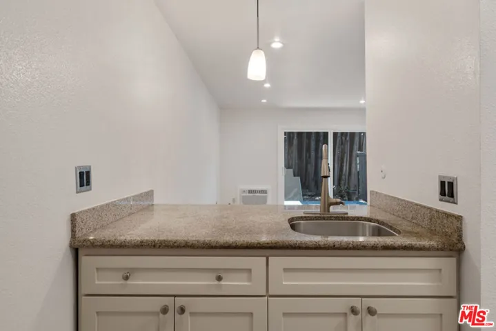 320 S Ardmore Avenue 132, Los Angeles, California 90020
