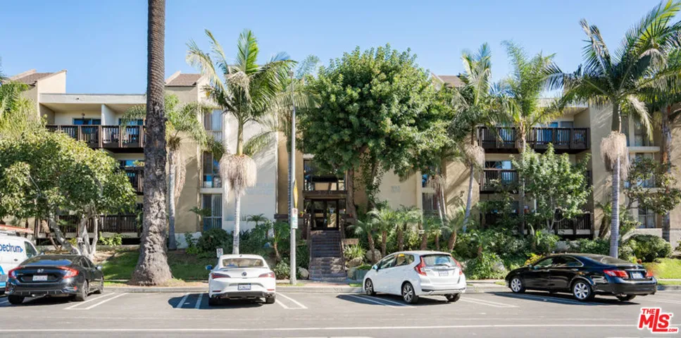 320 S Ardmore Avenue 132, Los Angeles, California 90020