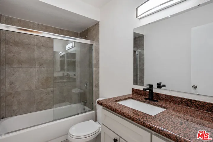 320 S Ardmore Avenue 132, Los Angeles, California 90020