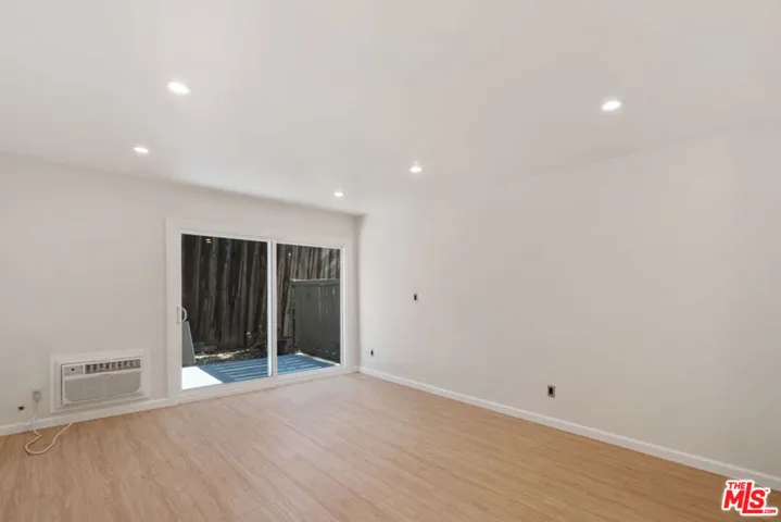 320 S Ardmore Avenue 132, Los Angeles, California 90020