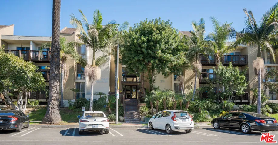 320 S Ardmore Avenue 132, Los Angeles, California 90020