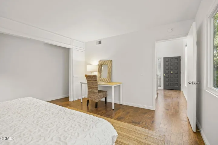 16-web-or-mls-Upmarketmedia_1014Cre#D-78