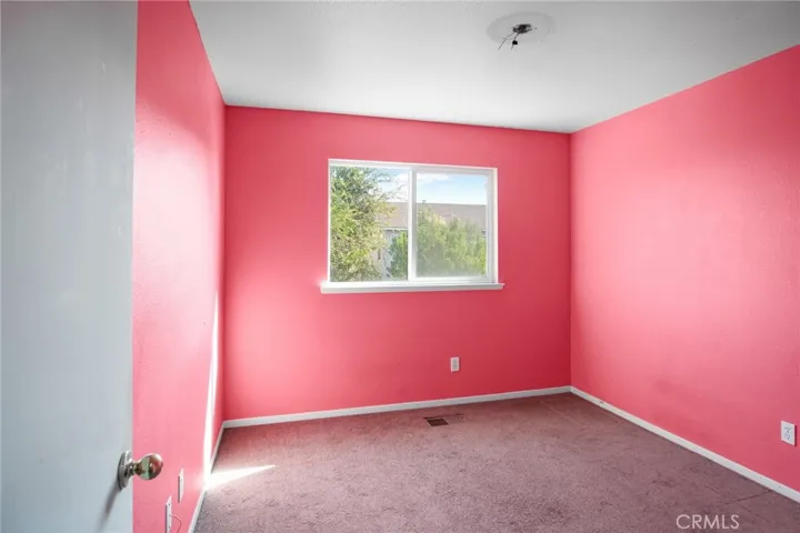 348 Pyramid Avenue, Merced, California 95341
