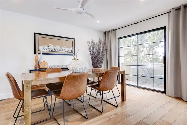 1160 Johnson Street, Manhattan Beach, California 90266