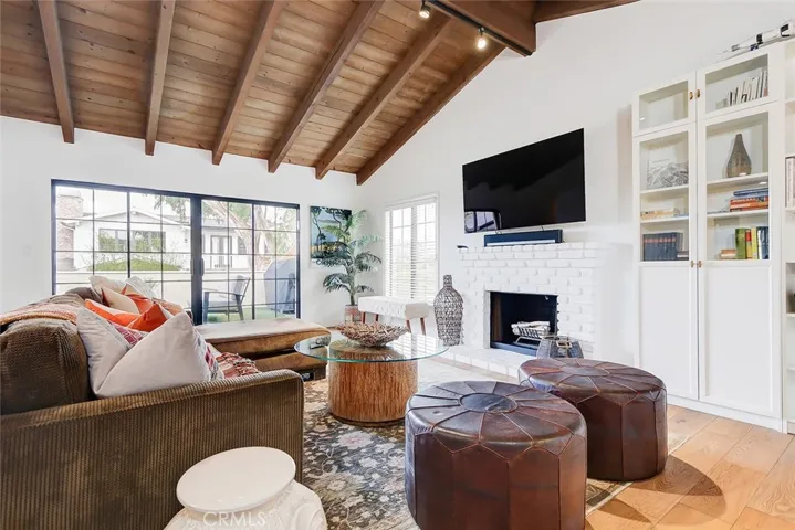 1160 Johnson Street, Manhattan Beach, California 90266