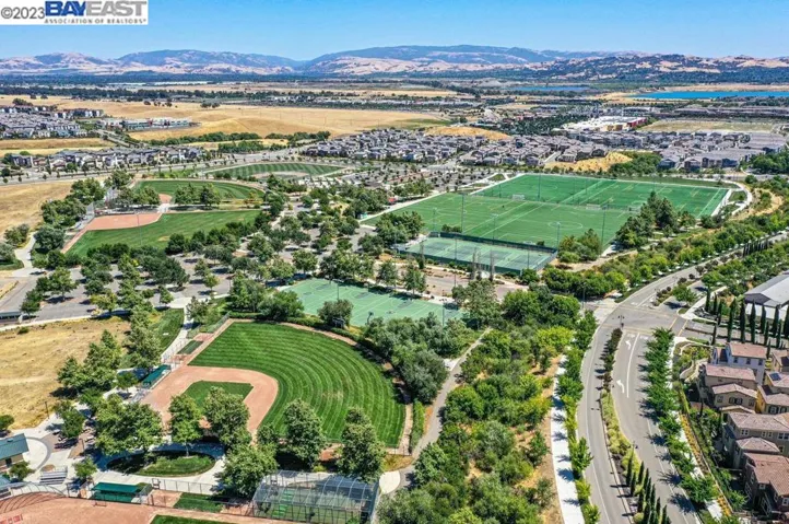 3831 Camino Loop, Dublin, California 94568