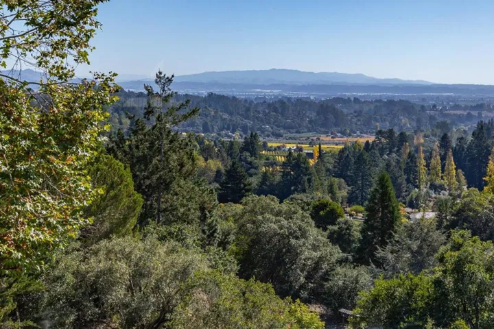 3200 Pleasant Valley Road, Aptos, California 95003