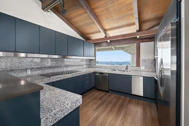 3200 Pleasant Valley Road, Aptos, California 95003