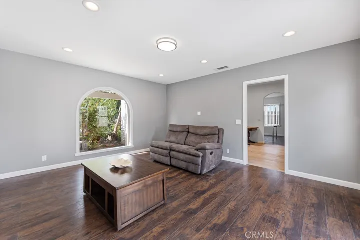 3630 Falcon Avenue, Long Beach, California 90807