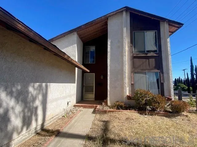 10241 Escadera Dr, Lakeside, California 92040