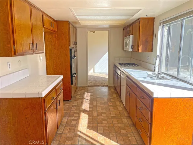 7584 E Paseo Laredo, Anaheim Hills, California 92808