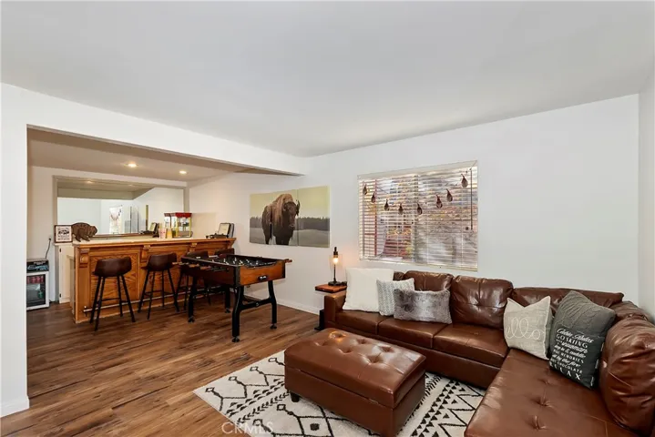 1434 Yosemite Drive, Lake Arrowhead, California 92352