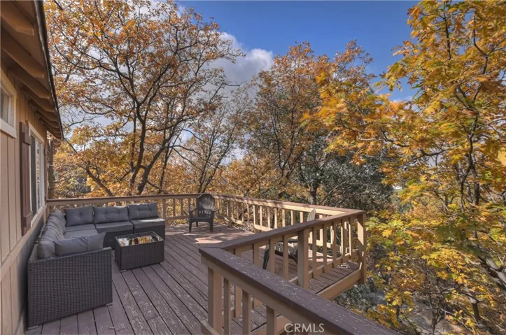 1434 Yosemite Drive, Lake Arrowhead, California 92352