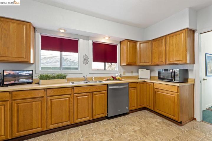 2939 King St, Berkeley, California 94703