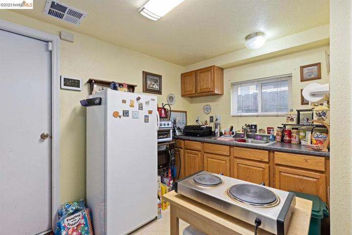 2939 King St, Berkeley, California 94703