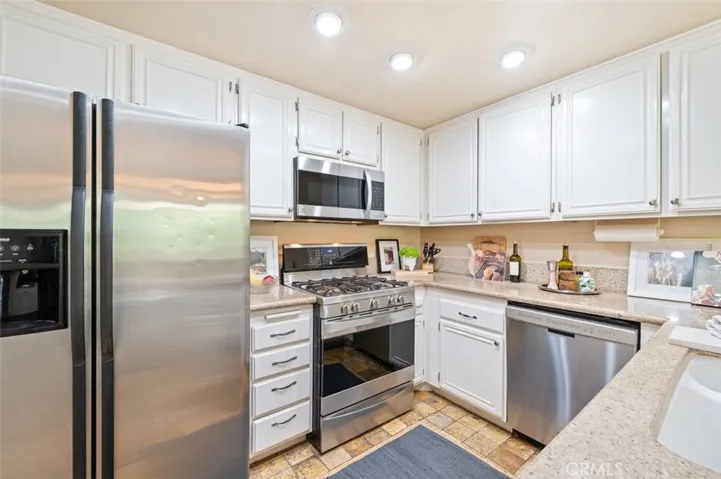20 La Costa Court, Laguna Beach, California 92651
