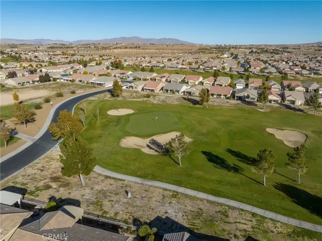 10381 Darby Road, Apple Valley, California 92308
