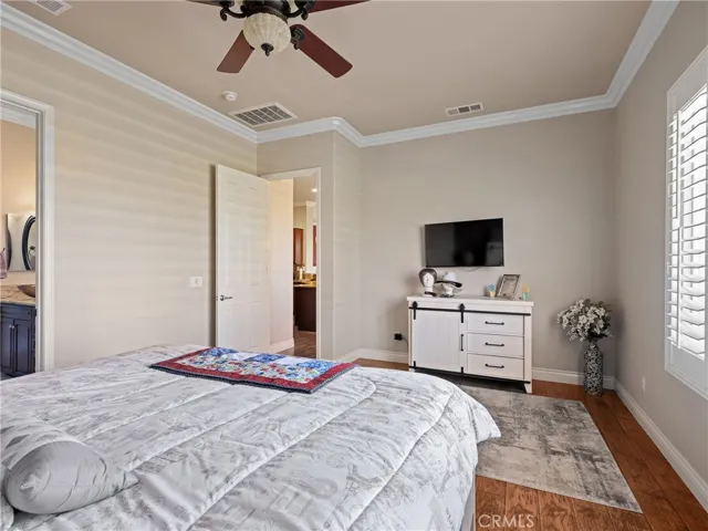 10381 Darby Road, Apple Valley, California 92308