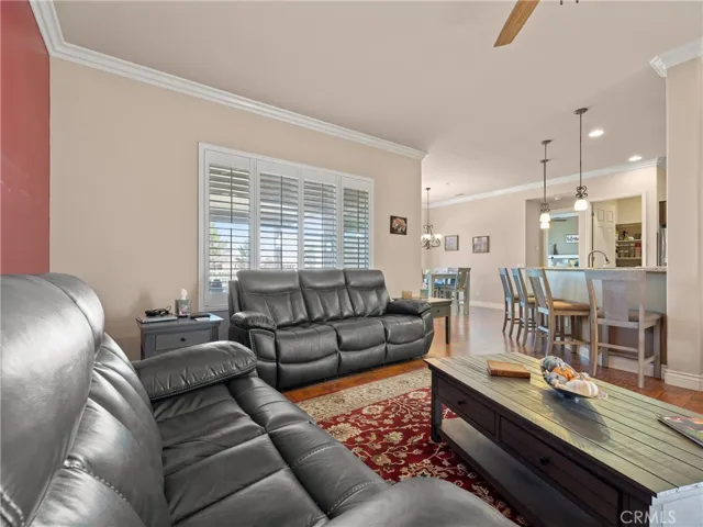 10381 Darby Road, Apple Valley, California 92308
