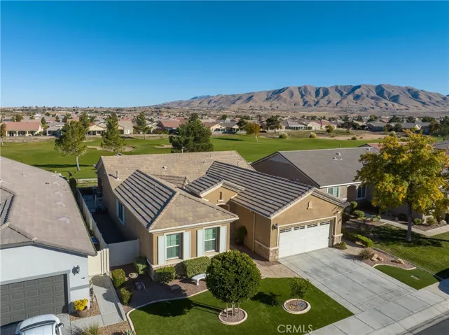 10381 Darby Road, Apple Valley, California 92308