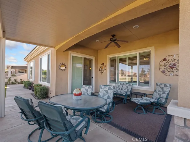 10381 Darby Road, Apple Valley, California 92308