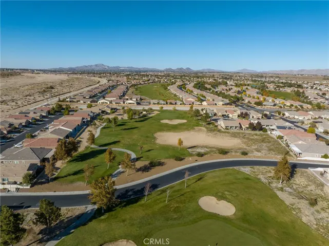 10381 Darby Road, Apple Valley, California 92308