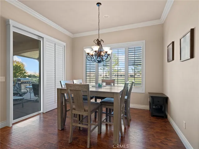 10381 Darby Road, Apple Valley, California 92308