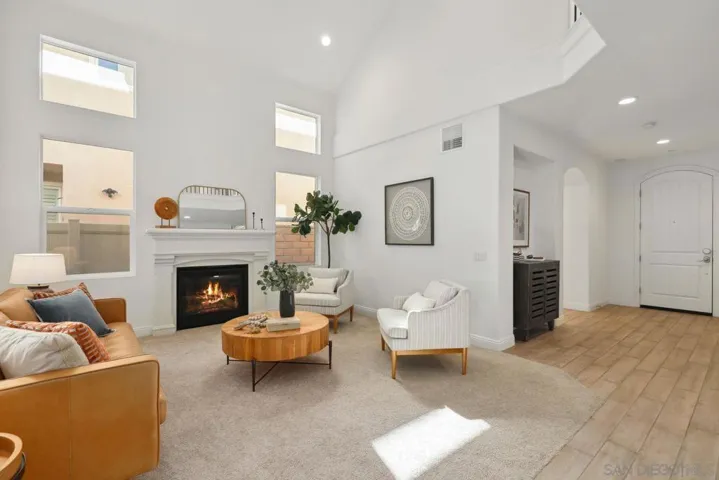 6654 Peregrine Pl, Carlsbad, California 92011