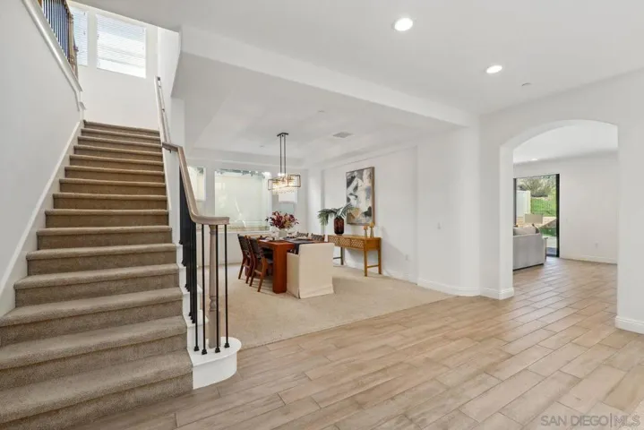 6654 Peregrine Pl, Carlsbad, California 92011