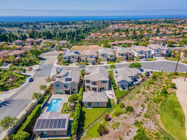 6654 Peregrine Pl, Carlsbad, California 92011
