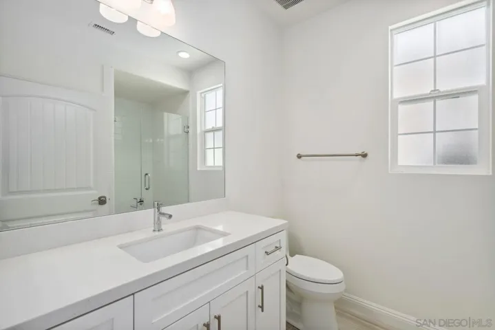 6654 Peregrine Pl, Carlsbad, California 92011