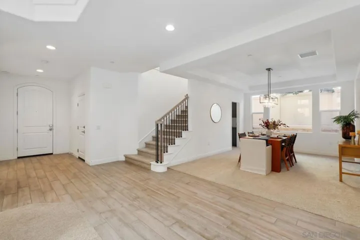 6654 Peregrine Pl, Carlsbad, California 92011
